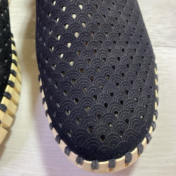 Tulip 139 Perforated Slip-On Sneaker, Black, Size 38 - Picture 3 of 10